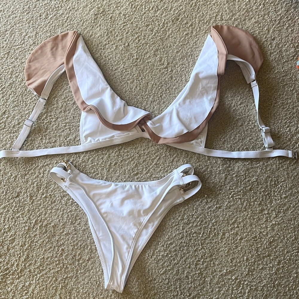 Bathing Suit. 2 piece Bikini